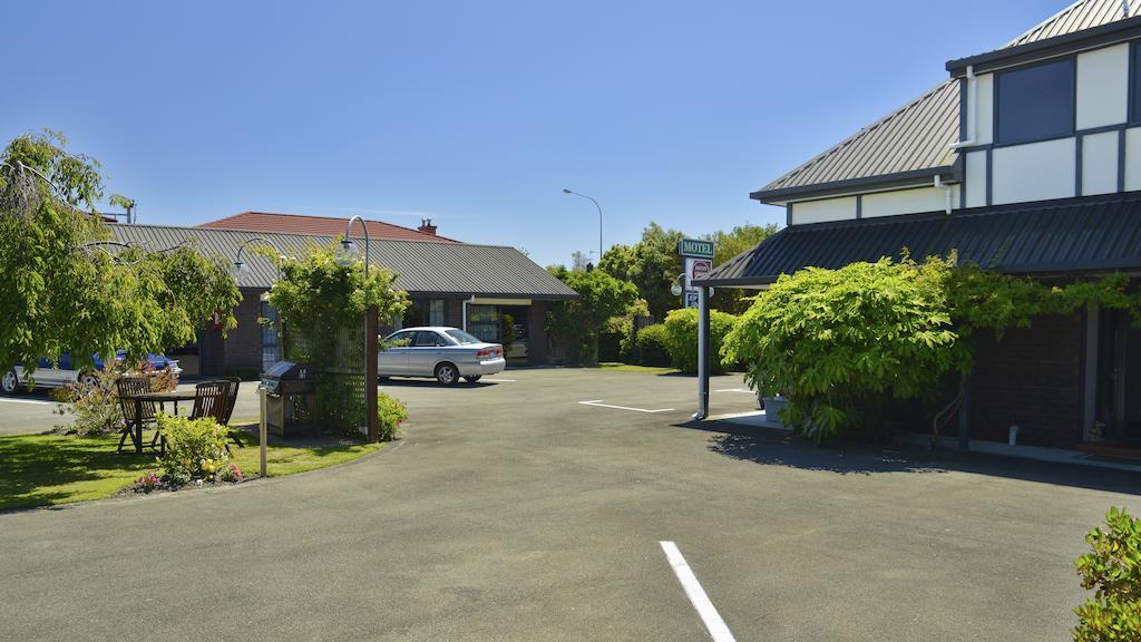 Aston Court Motel Blenheim Exteriör bild